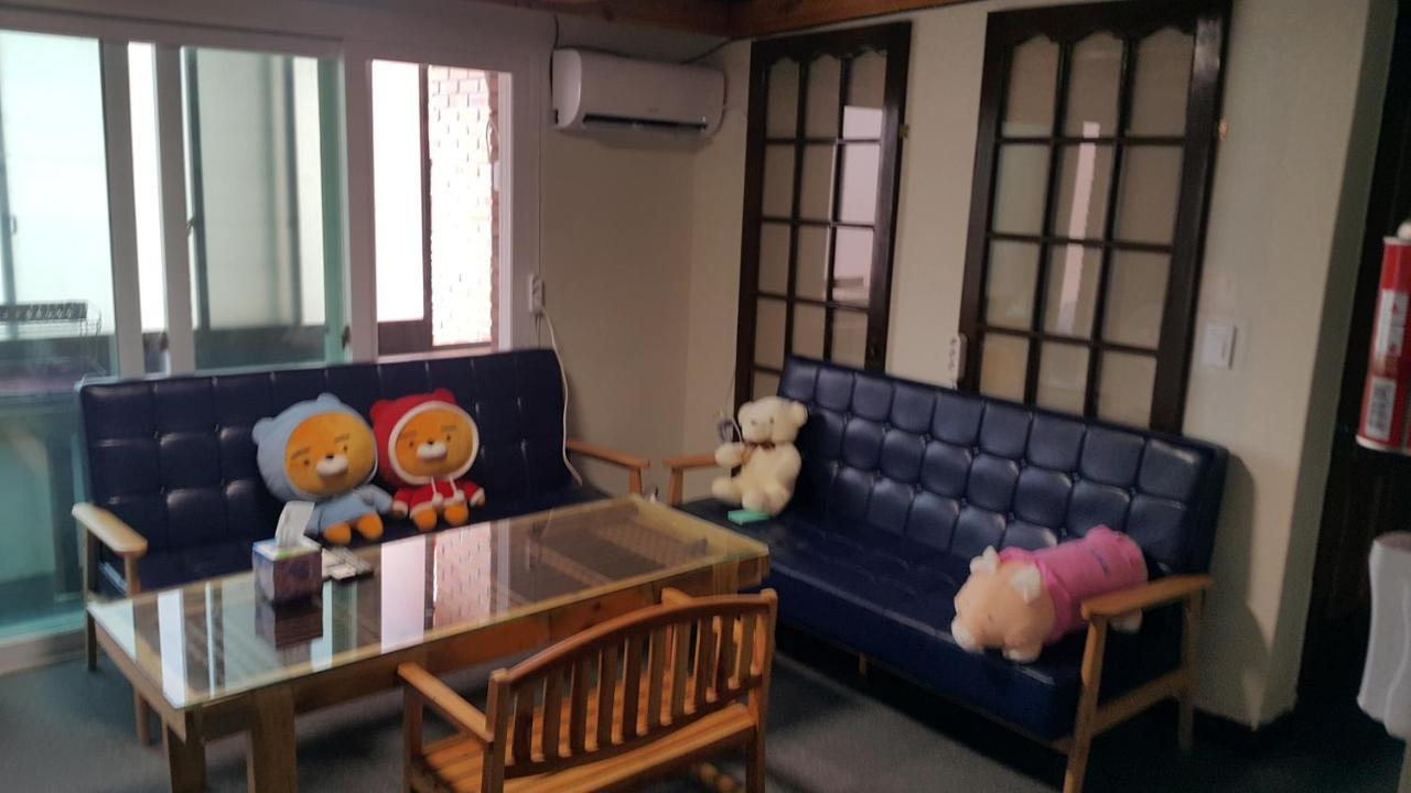 Able Guesthouse Hongdae Szöul Kültér fotó